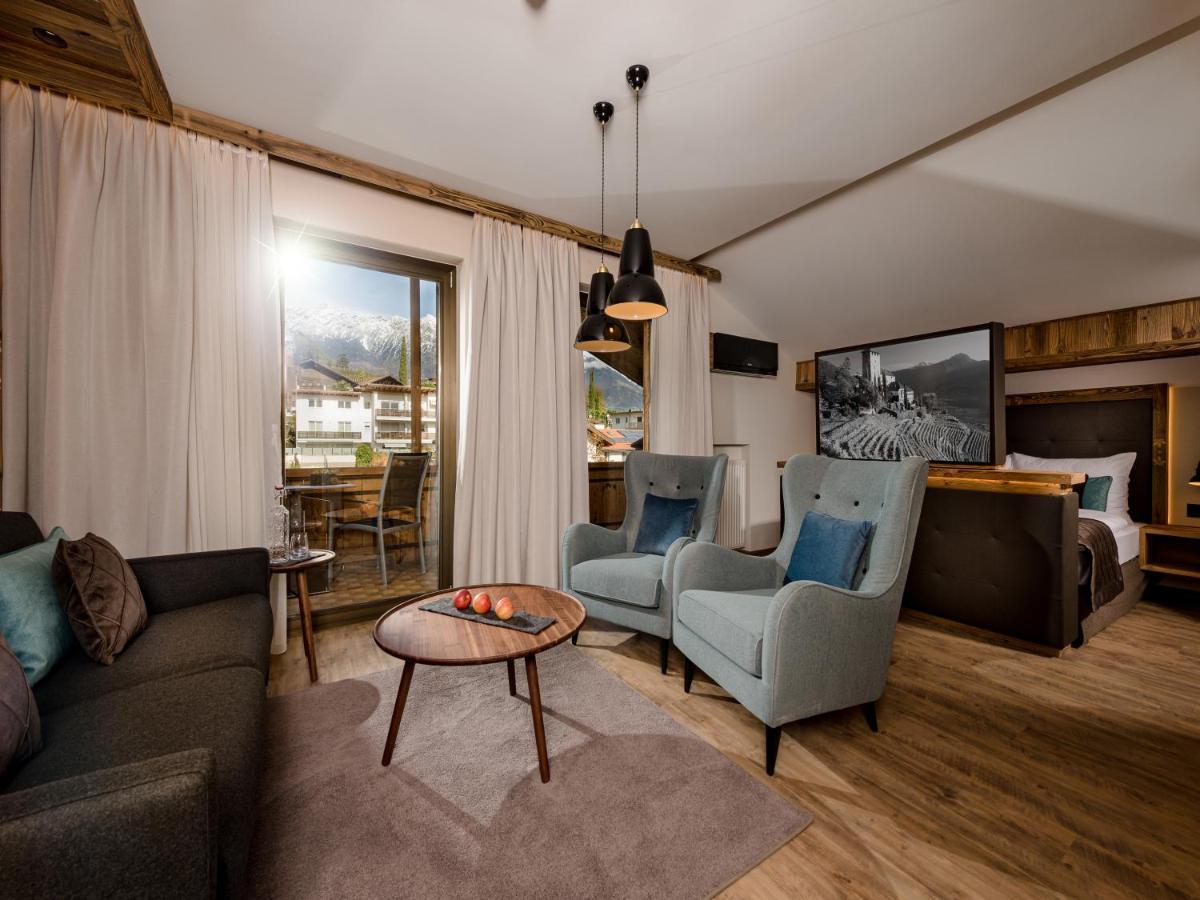Mondi Hotel Tscherms ภายนอก รูปภาพ