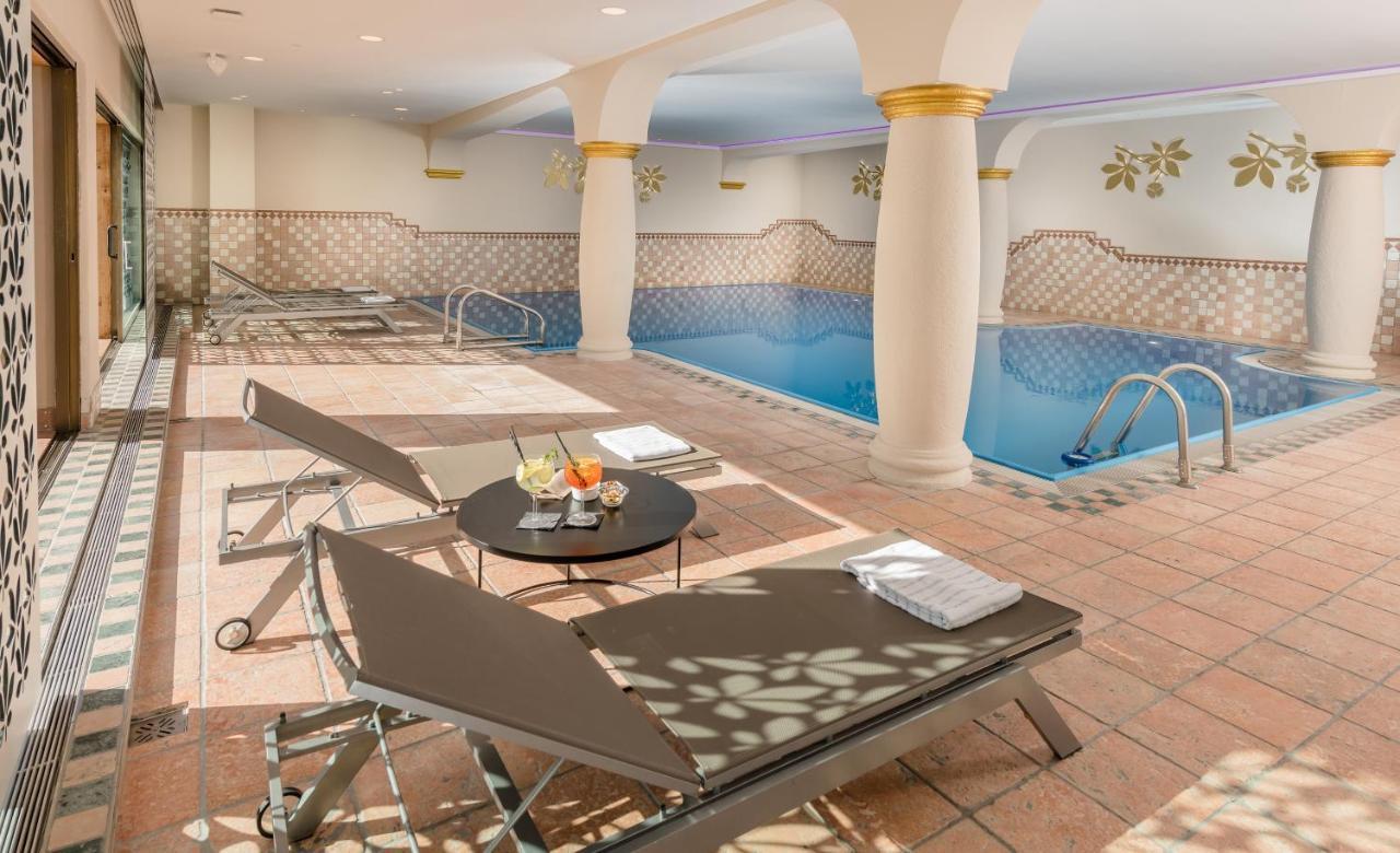 Mondi Hotel Tscherms ภายนอก รูปภาพ