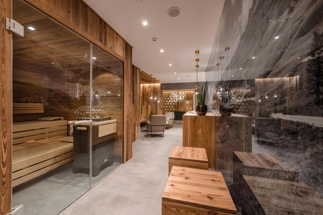 Mondi Hotel Tscherms ภายนอก รูปภาพ