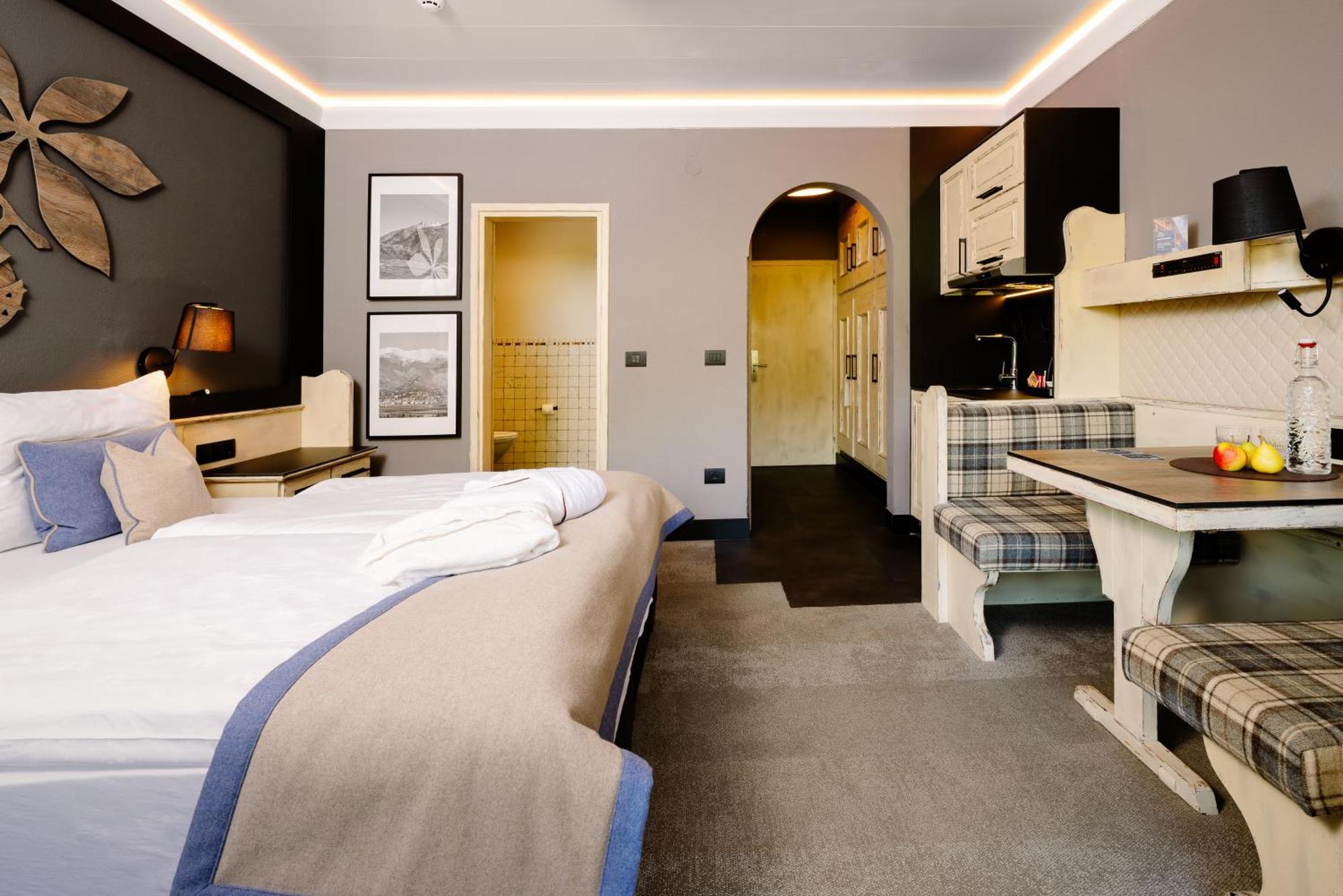 Mondi Hotel Tscherms ภายนอก รูปภาพ